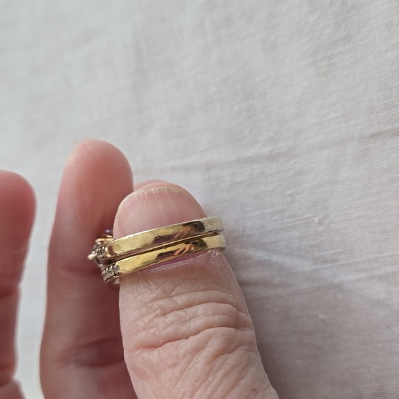 Cushion, Trillion & Round Cut Brilliant CZ 14k Yellow Gold Plated Ring Set SZ 7 - Picture 9 of 11